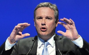 Nicolas Dupont-Aignan a proposé vendredi, dans un courrier aux neuf autres candidats à l'élection présidentielle, un "grand débat contradictoire" avant le premier tour, accusant Nicolas Sarkozy et François Hollande d'être des "pleutres" pratiquant la "lâchitude".