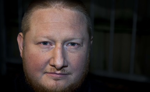 Morten Storm, Danois de 39 ans, est un ancien djihadiste d'Al-Qaïda et un ex-agent double pour la CIA