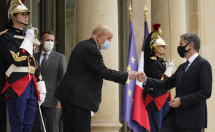 En juin dernier, Le Drian et Blinken prêts à faire équipe à la belote.