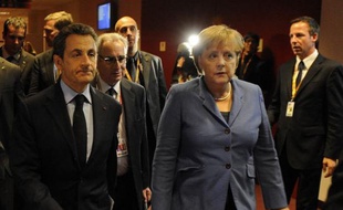 Les dirigeants de la zone euro se retrouvent mercredi soir en sommet, sous la pression du monde entier, pour boucler un plan permettant d'enrayer la crise de la dette et de sauver la monnaie commune, alors que l'inquiétude grandit au sujet de l'Italie.