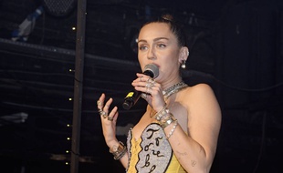 La chanteuse et actrice Miley Cyrus