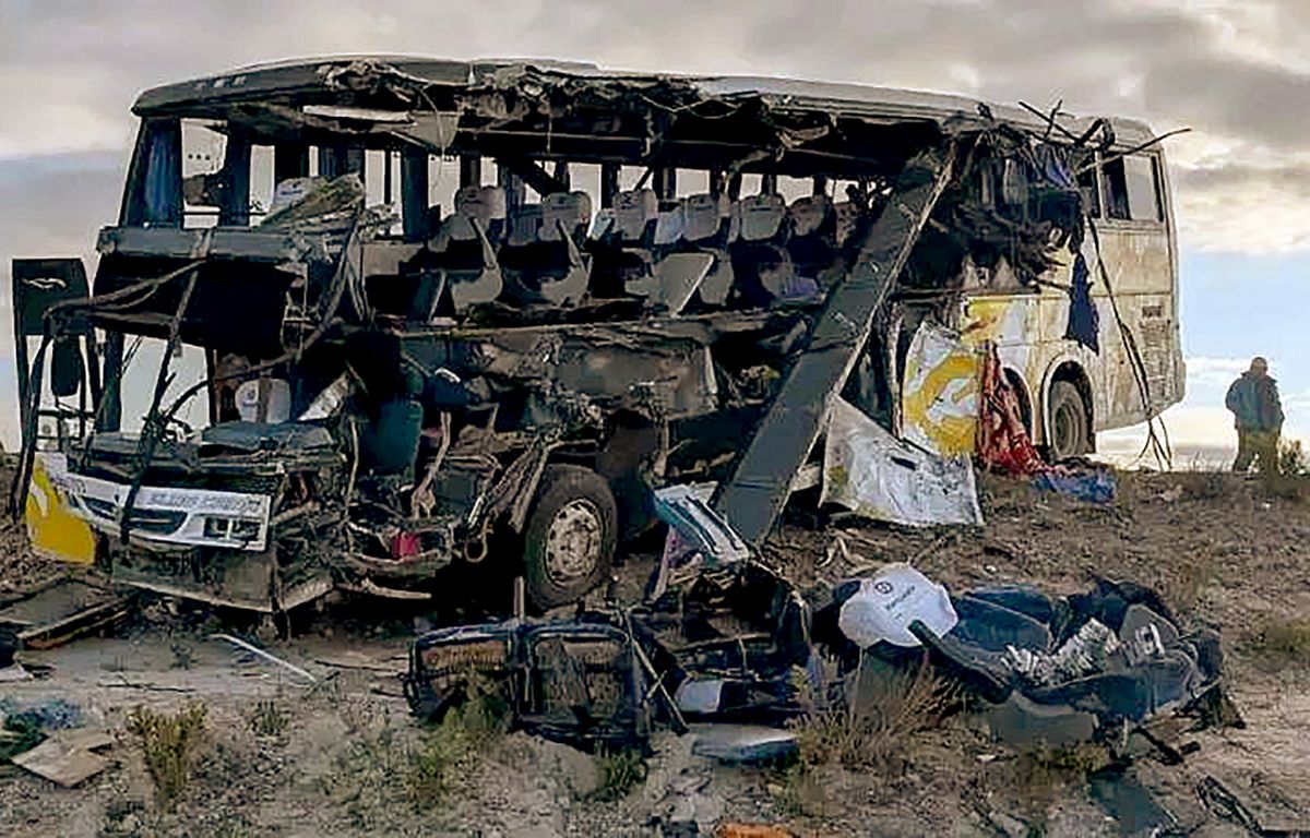 Bolivie : Une terrible collision entre deux cars fait au moins 37 morts, dont 8 enfants image