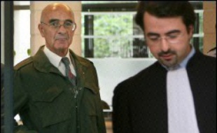 Au centre de l'affaire Clearstream, des listings comptables de l'institution financière luxembourgeoise. Envoyés anonymement en 2004 au juge Renaud van Ruymbeke, des noms de dizaines de personnalités industrielles et politiques y figurent, dont celui de Nicolas Sarkozy. C'est le témoignage du général Philippe Rondot en mars 2006, publié ensuite par Le Monde, qui met le feu aux poudres.