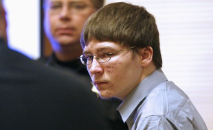 Brendan Dassezy au tribunal du comté de Manitowoc (Wisconsin) en avril 2007.