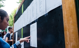 La découverte des résultats du bac à Lyon, le 6 juillet 2018.