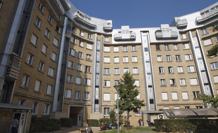 Boulogne Billancourt le 07 octobre 2013. Cite du square du avre et des moulineaux a Boulogne Billancourt. HLM, logements sociaux.