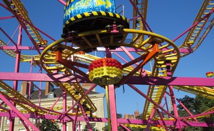La fête foraine est installée cours Saint-Pierre.