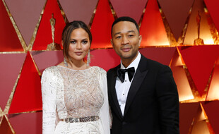 La top-modèle Chrissy Teigen et le chanteur John Legend