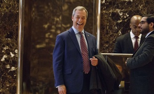 Le leader du Ukip Nigel Farage arrive à la Trump Tower pour rencontrer le président élu des Etats-Unis, le 12 novembre 2016 à New York.