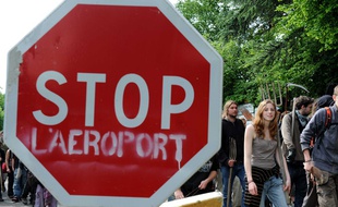 Le projet d'aéroport à Notre-Dame-des-Landes est abandonné par le gouvernement