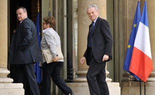 Le président centriste de la commission des Finances du Sénat, Jean Arthuis, a estimé dimanche que la rigueur n'était "pas au rendez-vous" dans le projet de Budget 2011, dénonçant une "extraordinaire inertie de la sphère publique".