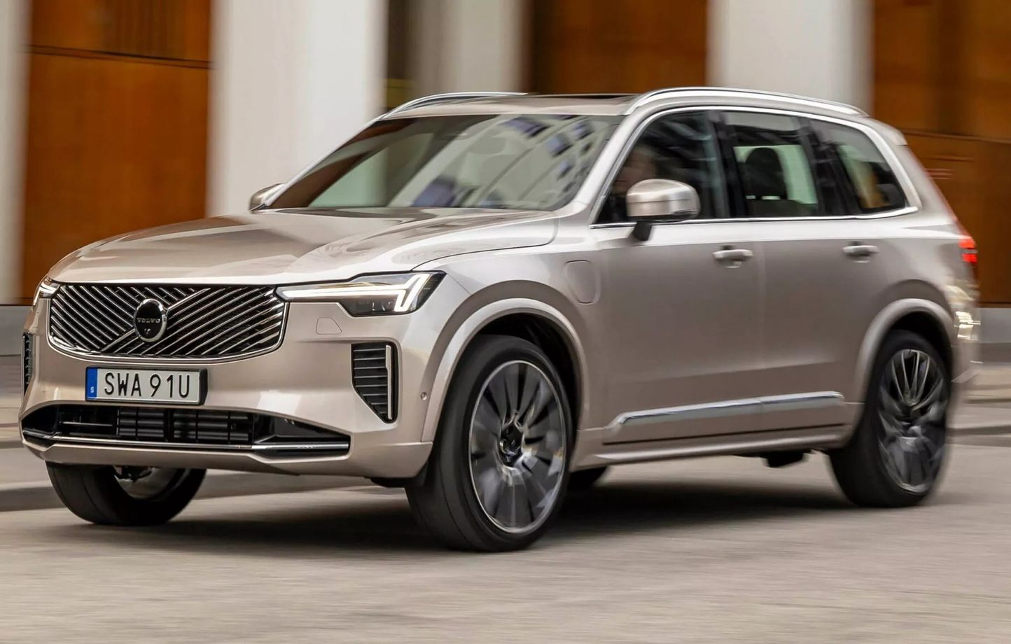 Finalement, le Volvo XC90 reste
