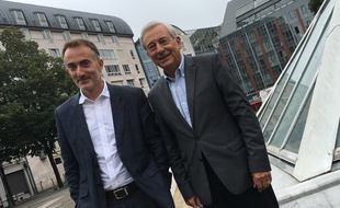 E. Vervaecke à à g.) et D. Delmotte, directeur et président d'Eurasanté Lille
