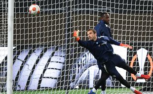 Pau Lopez est passé devant Steve Mandanda dans la hiérarchie des gardiens marseillais.