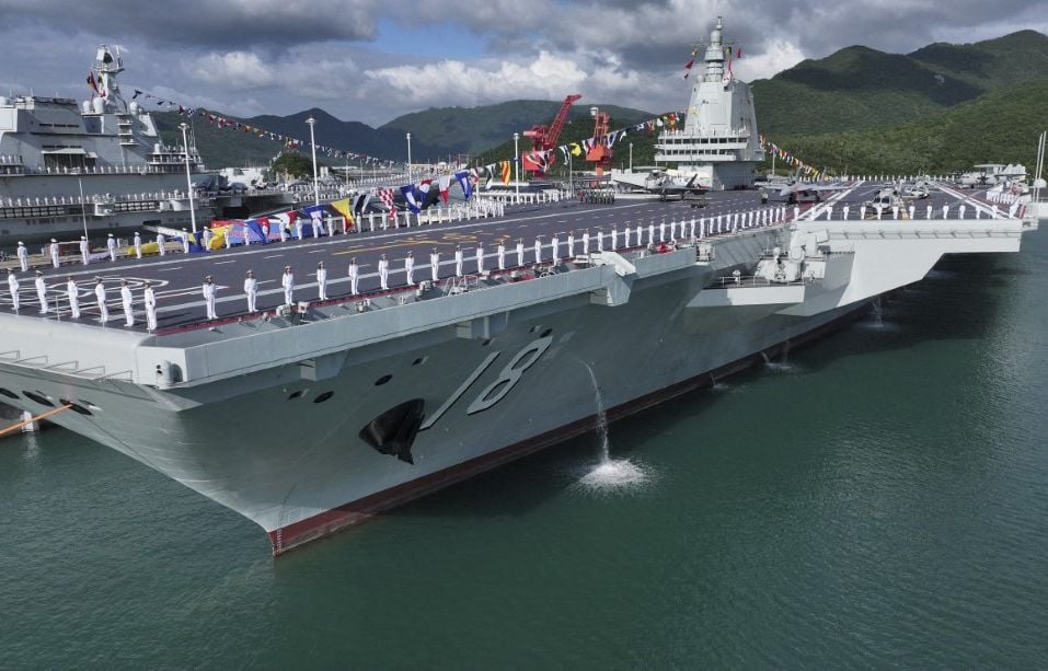 « Un monstre »... Que sait-on du Fujian, le nouveau porte-avions chinois à catapultes électromagnétiques ?
