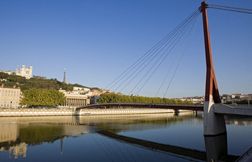 Pourquoi c’est dangereux de sauter d’un pont ?