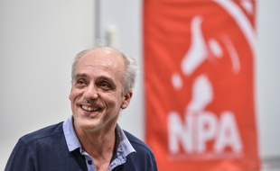 Presidential candidate for the New Anticapitalist Party (NPA) leftist party Philippe Poutou at Bordeaux's political studies institute for a campaign meeting.