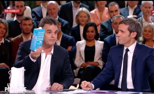 Alexandre Jardin et David Pujadas à «L'Emission politique» le 20 octobre 2016.