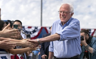 Democratic presidential candidate Sen. Bernie Sanders greets supporters during a campaign rally in Santa Ana, California on February 21, 2020. Sanders is campaigning ahead of Super Tuesday and the California Democratic primary. (Photo by Ronen Tivony/Sipa USA) *** Please Use Credit from Credit Field ***/29208803//2002220416