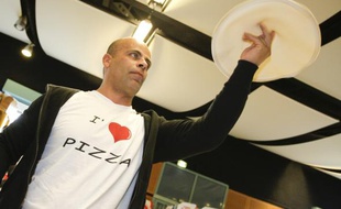 Jusqu'à hier soir, 130 pizzaïolos ont concouru dans les catégories « classique », « plaque » et pizza acrobatique, à Saint-Priest.