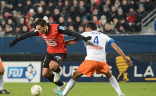 La finale de la Coupe de la Ligue mettra aux prises le 20 avril prochain Rennes, qui s'est qualifié mercredi aux dépens de Montpellier (2-0), à Saint-Etienne, vainqueur la veille de Lille (0-0 a.p., 7 t.a.b à 6), soit deux clubs dans l'attente d'un trophée depuis plusieurs décennies.