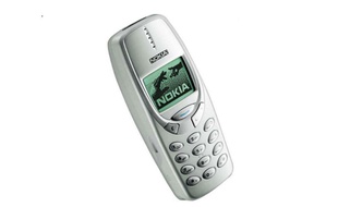 Pour 80 euros, il est possible se s'offrir la star des mobiles des années 2000, le Nokia 3310.