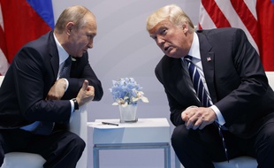 Donald Trump et Vladimir Poutine se sont rencontrés, le 7 juillet 2017, en marge du G20 à Hambourg (Allemagne).