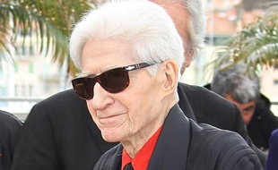 Les obsèques du réalisateur Alain Resnais, qui a marqué l'histoire du cinéma français d'oeuvres majeures, auront lieu lundi 10 mars en l'église Saint-Vincent de Paul à Paris.