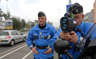 Illustration gendarmes, Alsace.