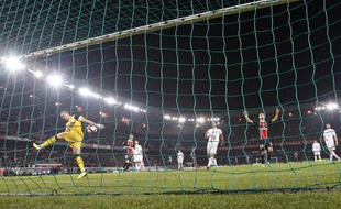 Le Parisien célèbre son but contre Caen, en novembre 2011, au Parc des Princes.