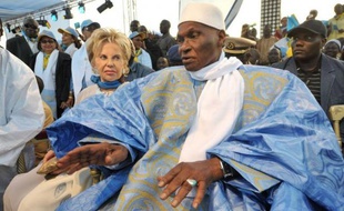 Le Sénégal a connu vendredi une nouvelle journée de manifestations et de réunions électorales, au dernier jour de la campagne pour la présidentielle de dimanche, dont la tenue est jugée "impossible" par l'opposition en raison des récentes violences.