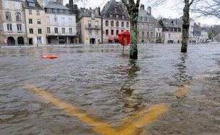 La porte-parole du gouvernement, Najat Vallaud Belkacem, a annoncé vendredi que l'état de catastrophe naturelle serait "établi" après les inondations en Bretagne, "dès que les conditions seront réunies".