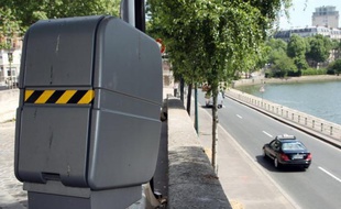 La Cour européenne des droits de l'Homme (CEDH) a donné raison jeudi à deux automobilistes français qui se plaignaient de l'impossibilité pour eux de contester une amende, estimant que l'Etat avait violé leur droit d'accès à un tribunal.