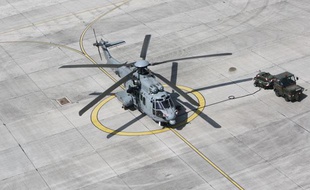 Un hélicoptère Caracal de l'armée de l'air française