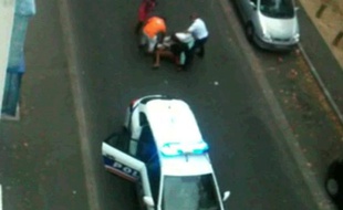 Capture d'écran de la vidéo «Honte à la police française»
