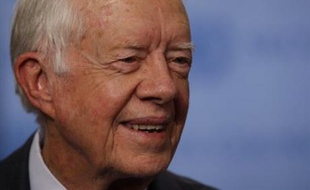 L'ancien président américain Jimmy Carter a salué la campagne "extraordinaire" de Barack Obama dans la course à l'investiture démocrate pour la présidentielle de novembre, dans un entretien publié mercredi dans le Wall Street Journal.